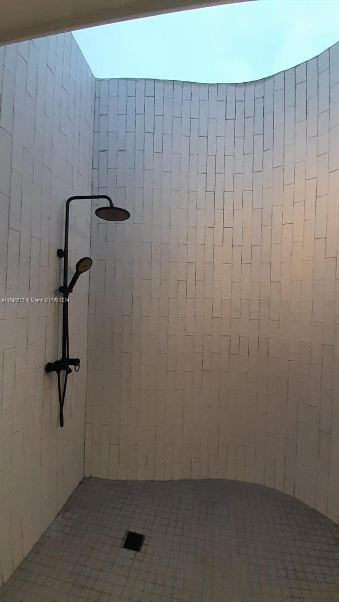 Spectacular Single Family Home